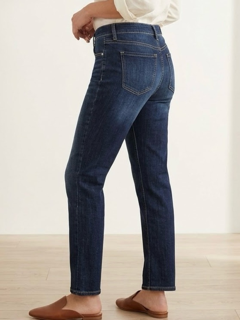 KUT from the Kloth Catherine Boyfriend Jeans Dark Wash Size 8